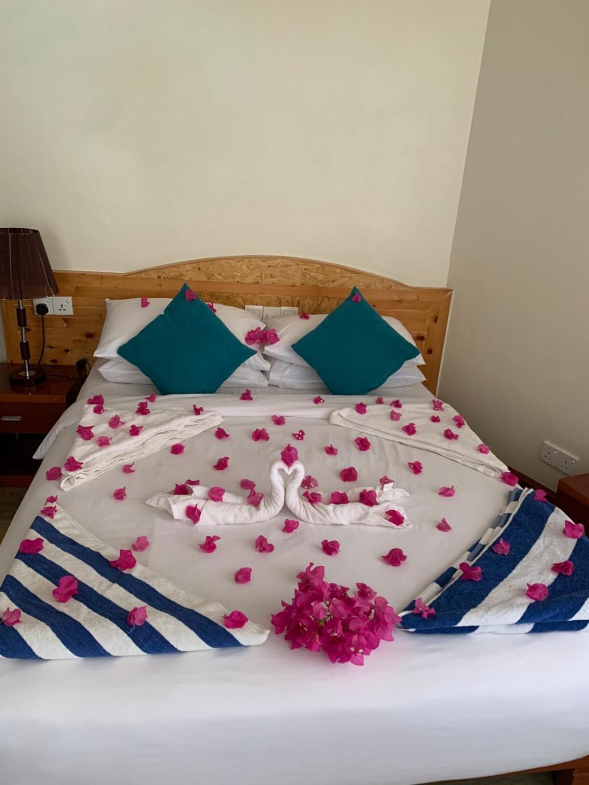 Athens View Hotel Guraidhoo  Buitenkant foto